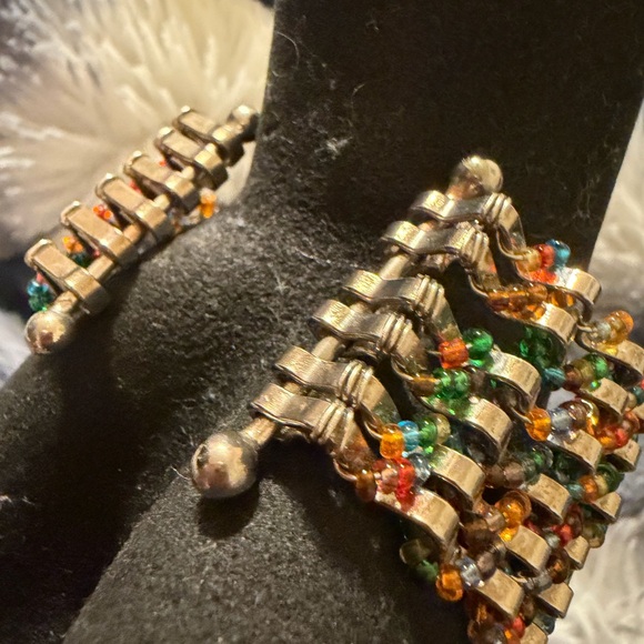 Colorful Beaded Silver Tone Bracelet - Picture 8 of 9